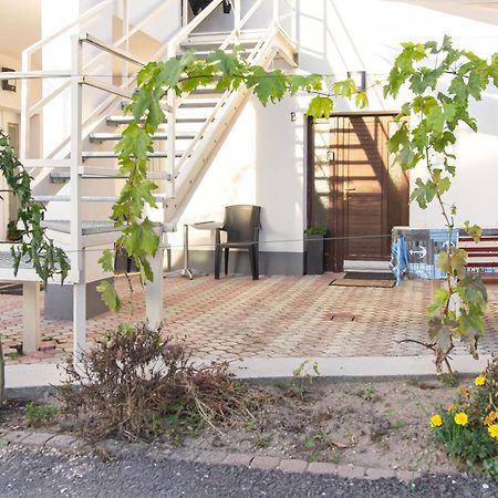 Deli Terasz B Apartman Free Parking, Self-Check-In Anytime Győr Zewnętrze zdjęcie