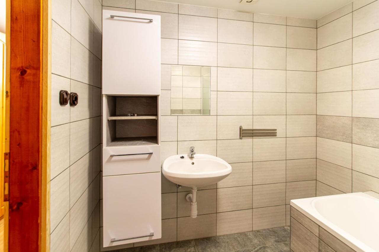 Deli Terasz B Apartman Free Parking, Self-Check-In Anytime Győr Zewnętrze zdjęcie
