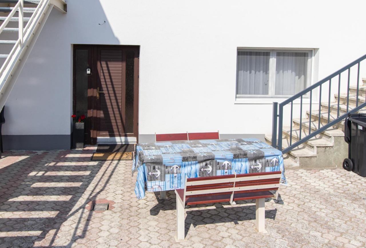 Deli Terasz B Apartman Free Parking, Self-Check-In Anytime Győr Zewnętrze zdjęcie