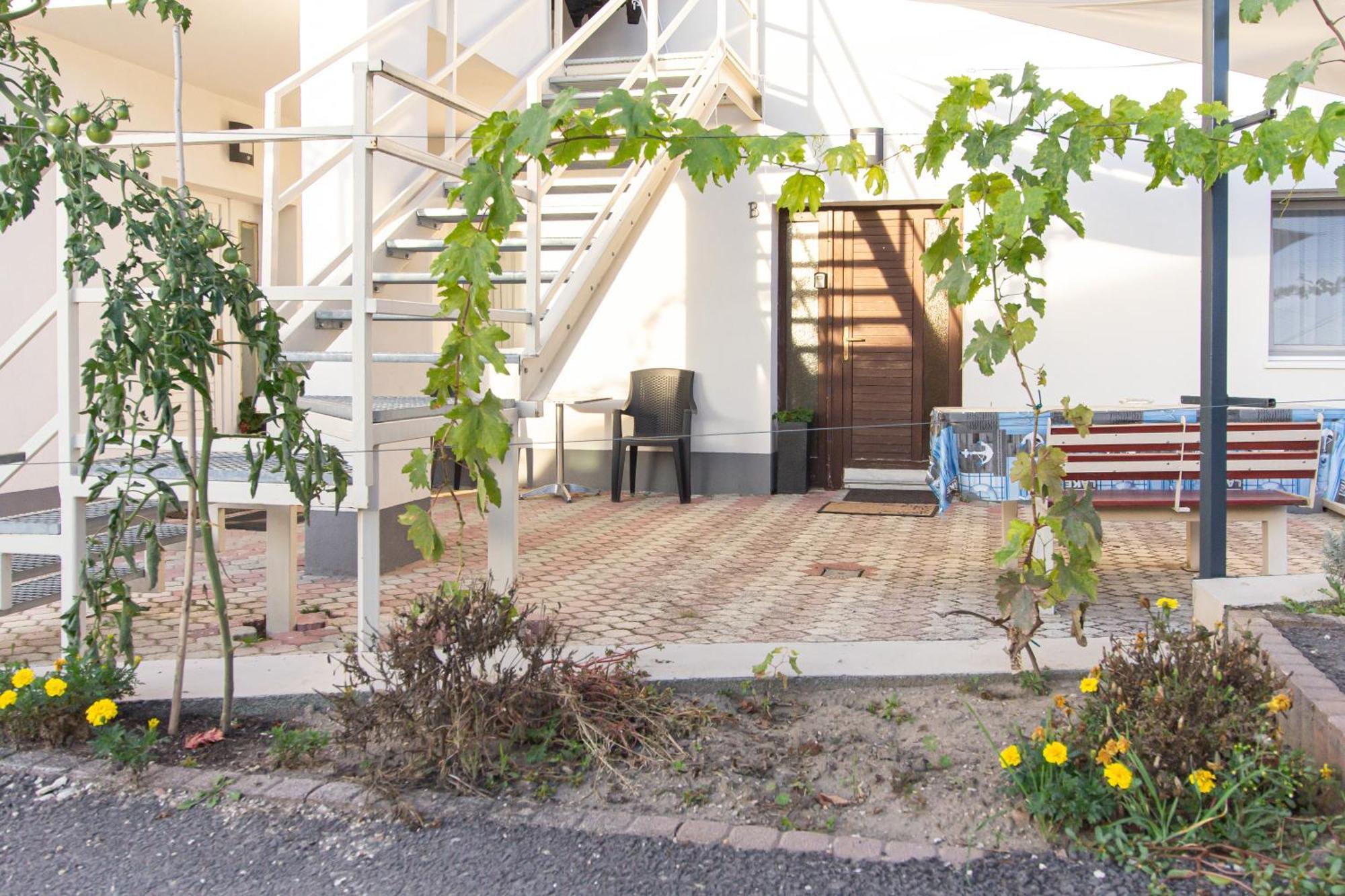 Deli Terasz B Apartman Free Parking, Self-Check-In Anytime Győr Zewnętrze zdjęcie